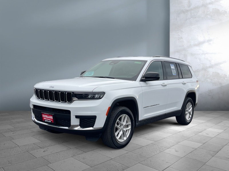 Used 2023 Jeep Grand Cherokee L Laredo SUV