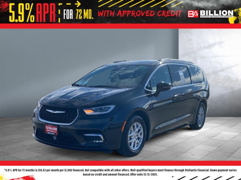 Used 2022 Chrysler Pacifica Touring L Van