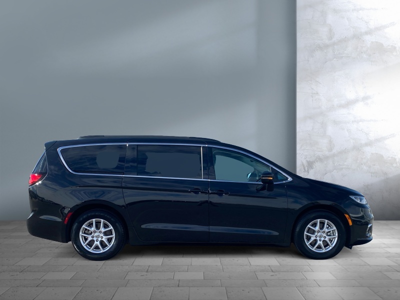 2022 Chrysler Pacifica