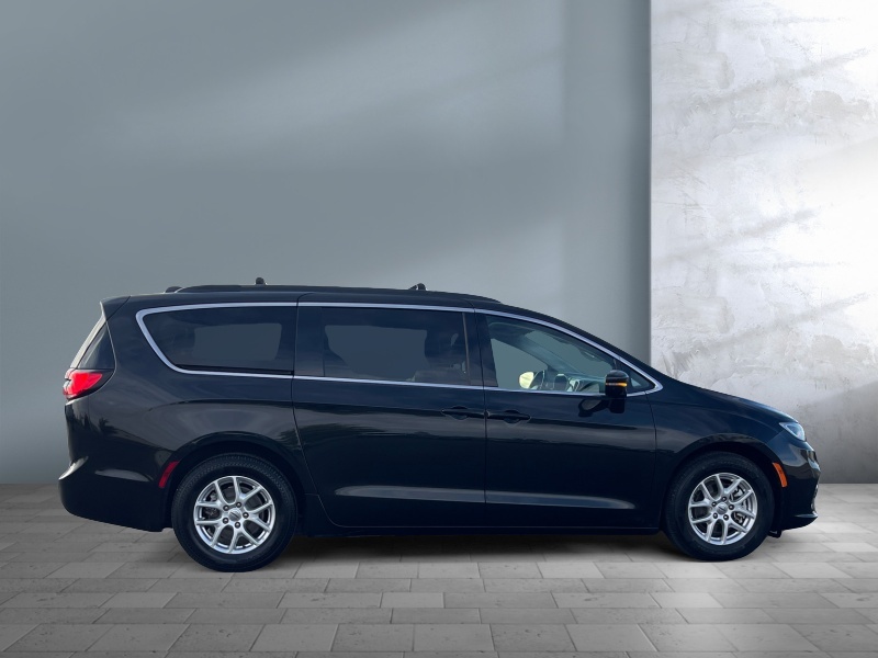 2022 Chrysler Pacifica