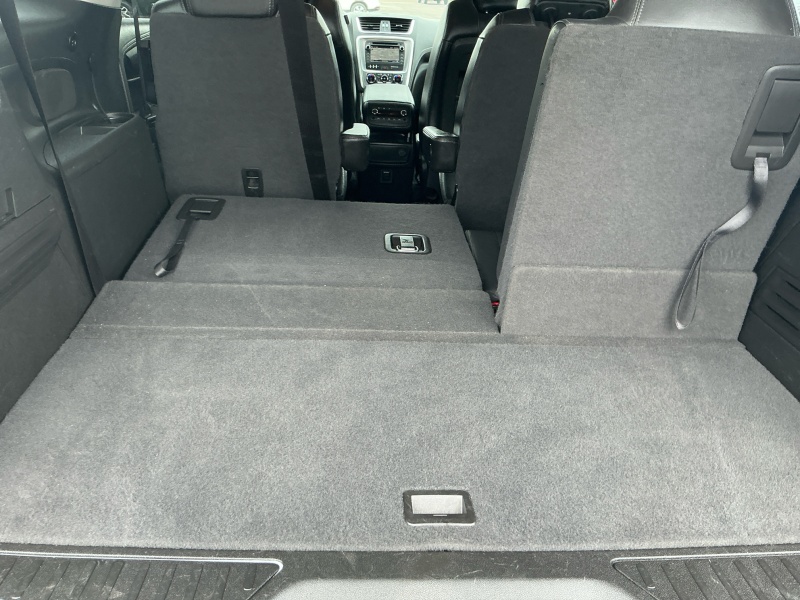 2016 GMC Acadia