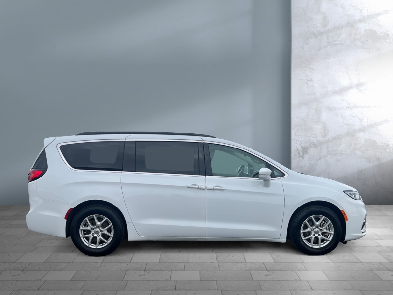2022 Chrysler Pacifica