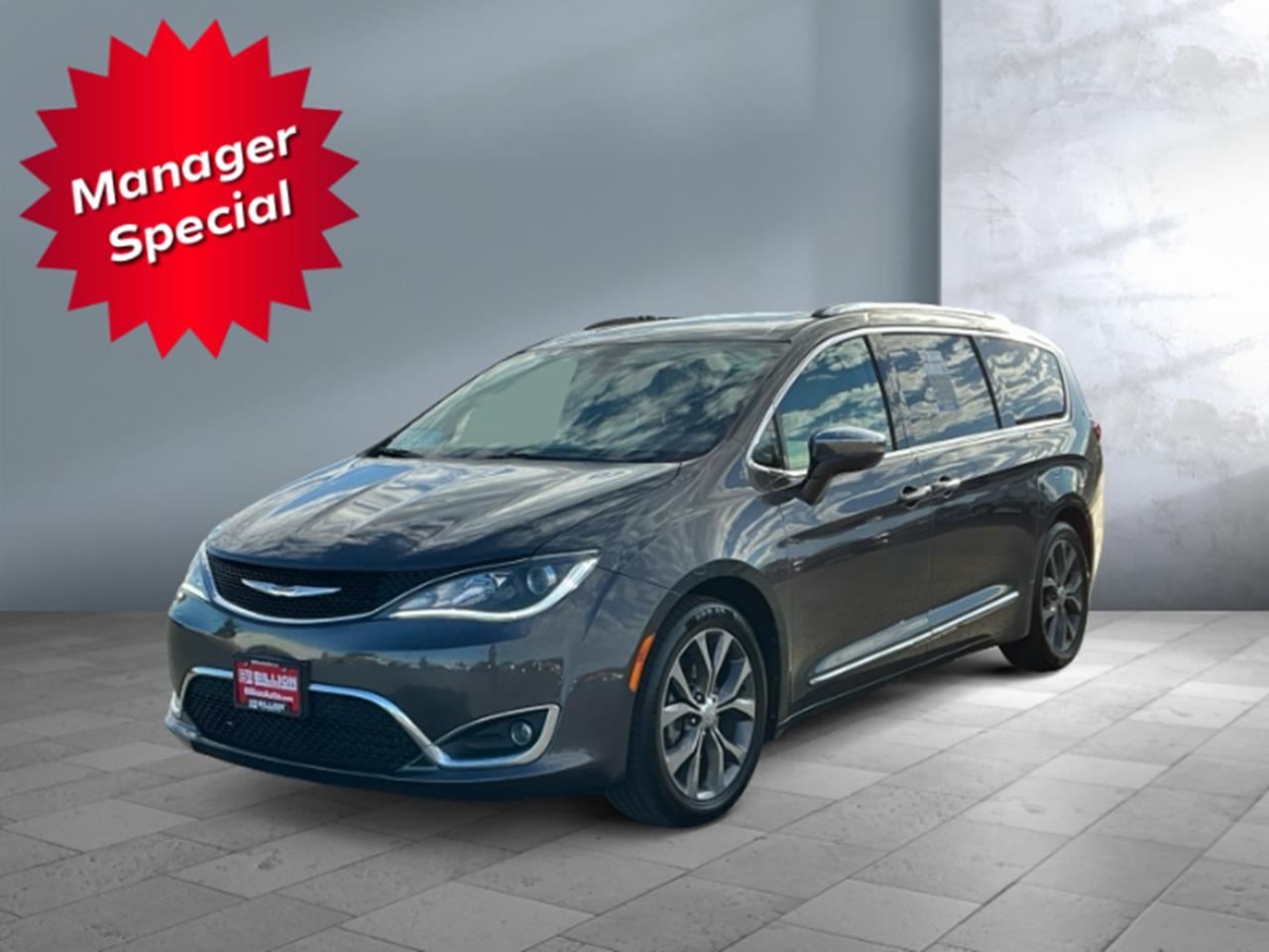 Used 2017 Chrysler Pacifica Limited Vans