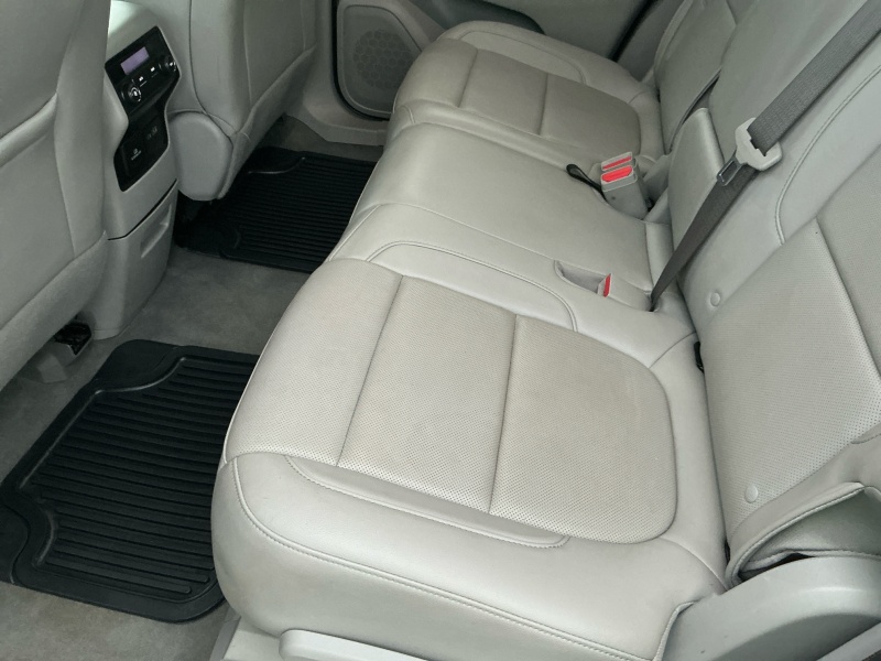 2023 GMC Acadia