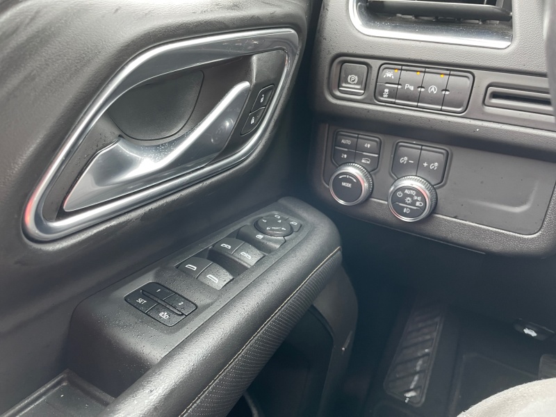 2023 GMC Yukon XL