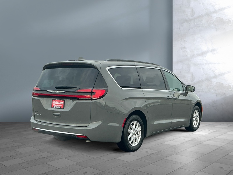 2022 Chrysler Pacifica