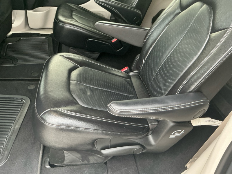 2022 Chrysler Pacifica