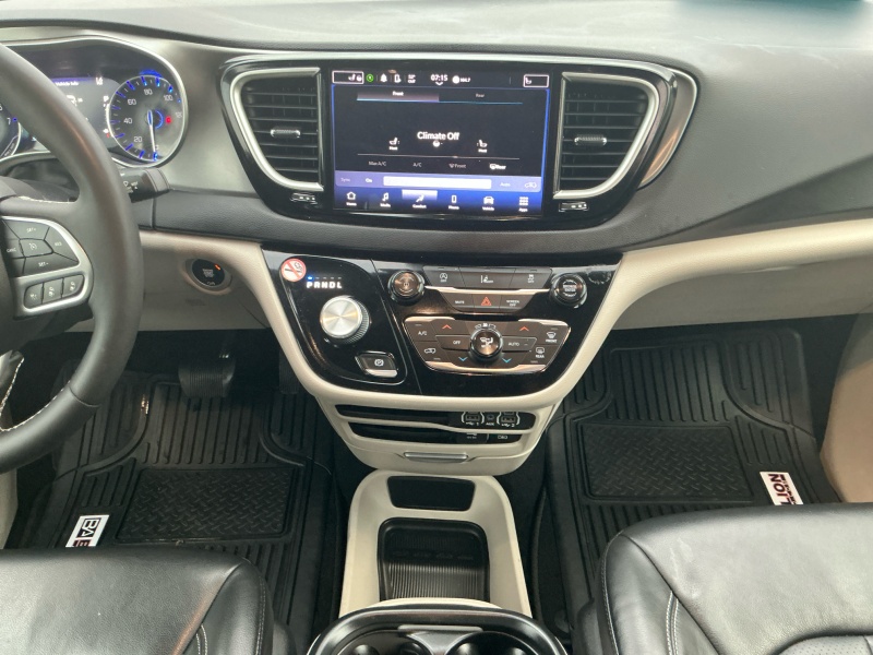 2022 Chrysler Pacifica