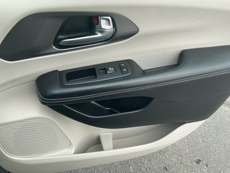 2022 Chrysler Pacifica