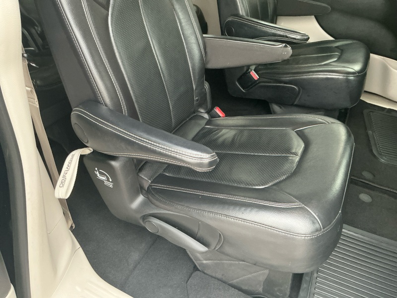 2022 Chrysler Pacifica