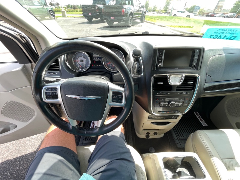2013 Chrysler Town and Country