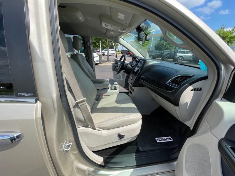 2013 Chrysler Town and Country
