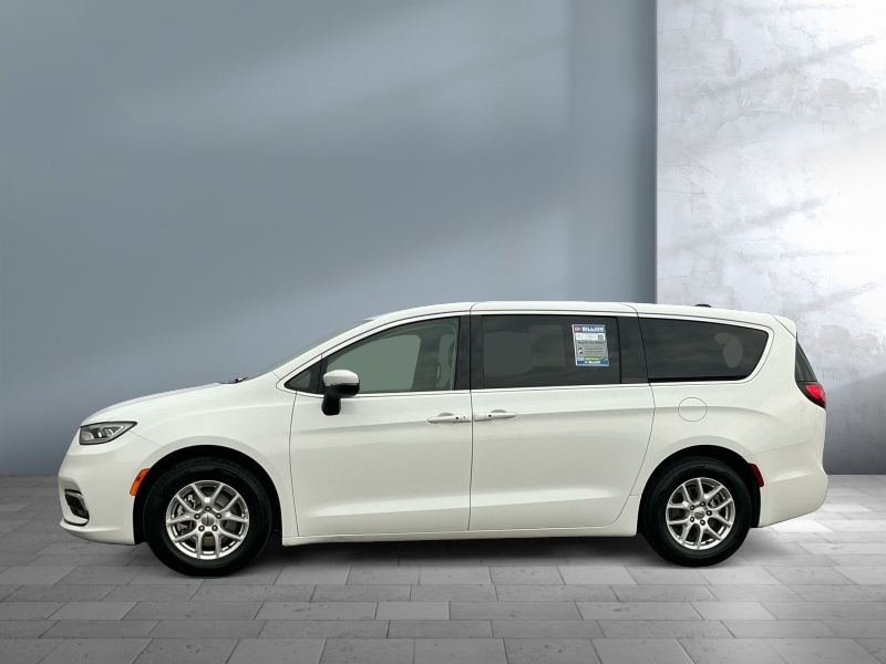 2023 Chrysler Pacifica