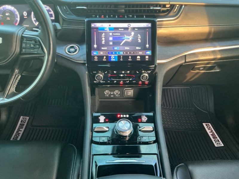 2022 Jeep Grand Cherokee