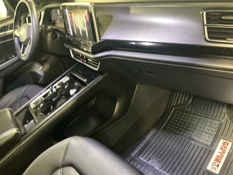 2024 Volkswagen Atlas Cross Sport