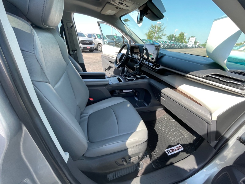 2024 Toyota Sienna