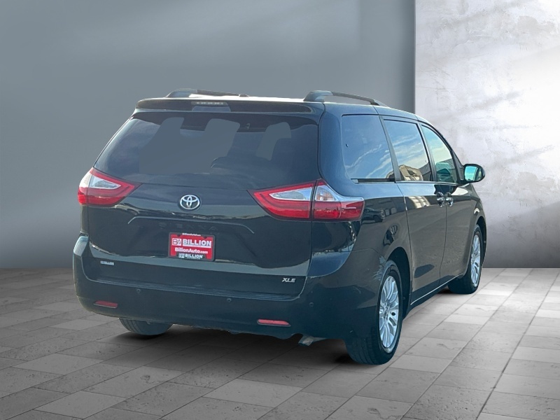 2016 Toyota Sienna