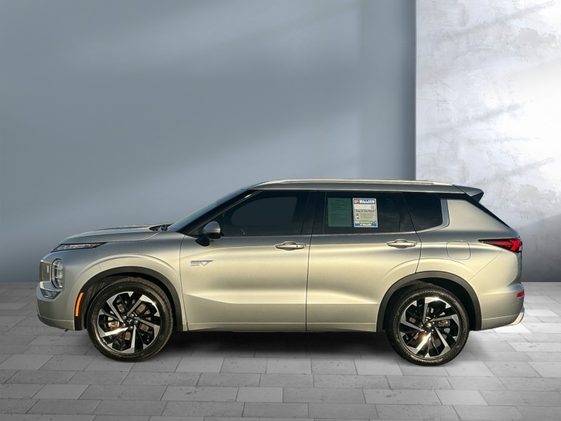 2023 Mitsubishi Outlander PHEV