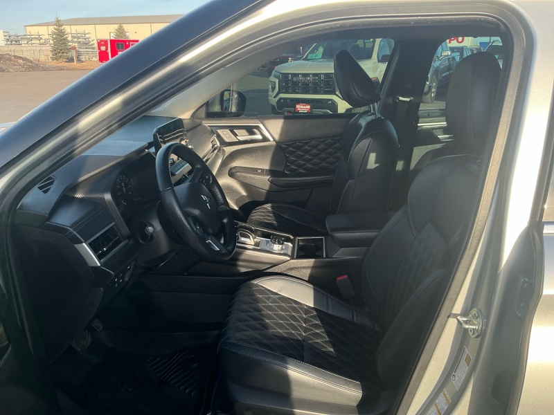 2023 Mitsubishi Outlander PHEV