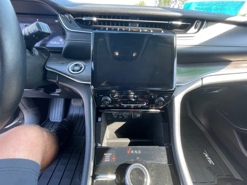 2022 Jeep Grand Cherokee L