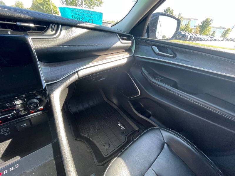 2022 Jeep Grand Cherokee L