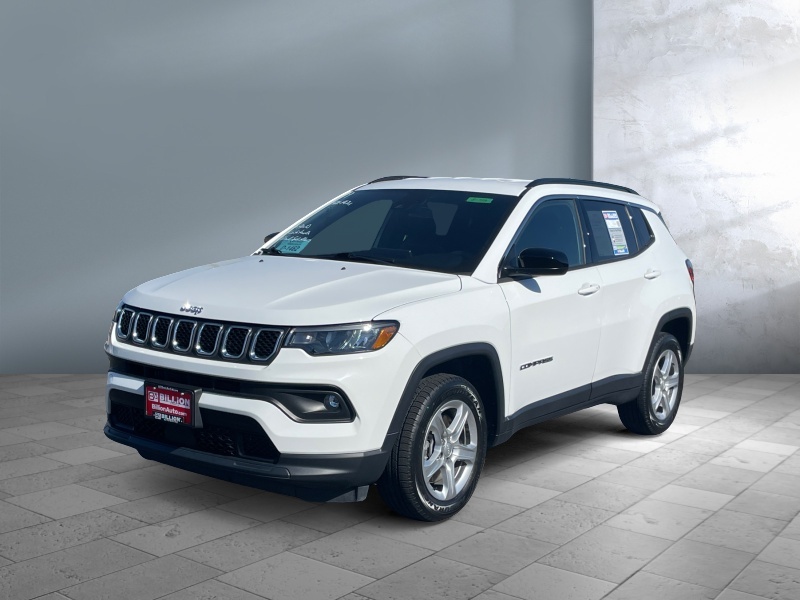 Used 2023 Jeep Compass Latitude Crossovers