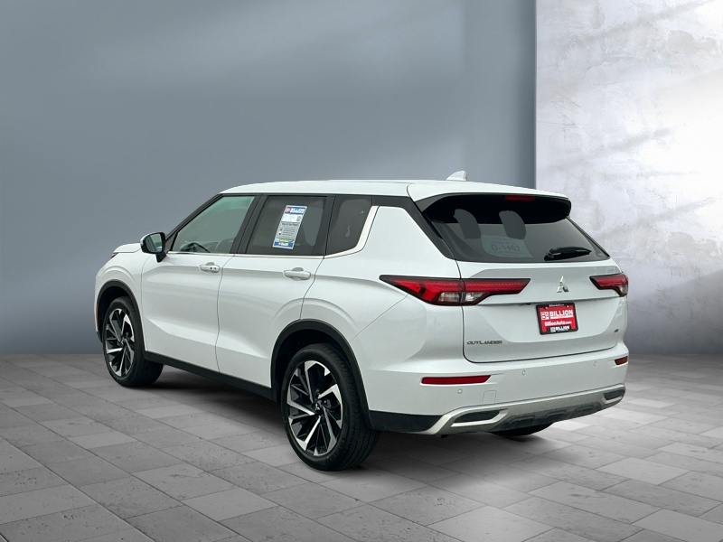 2024 Mitsubishi Outlander
