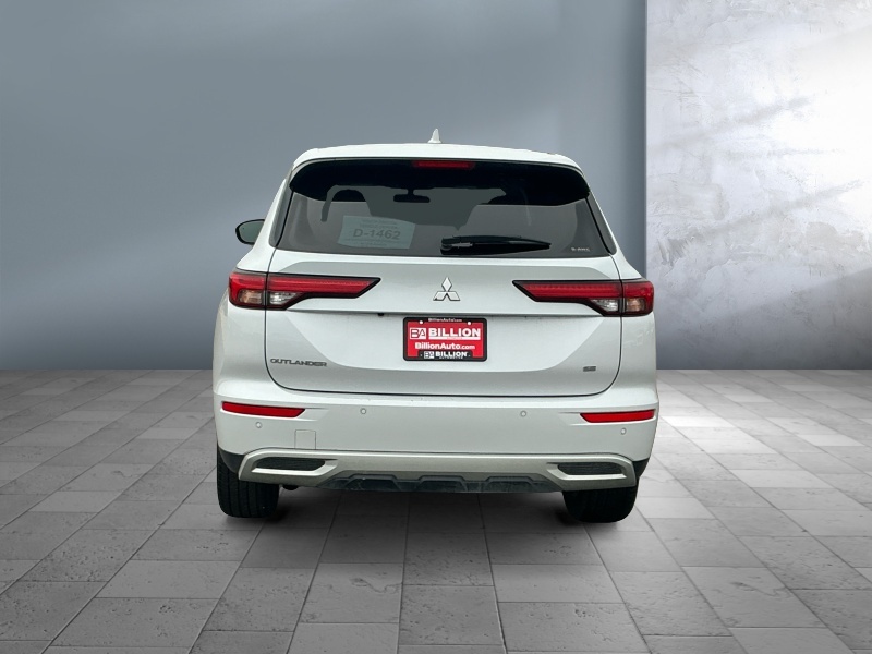 2024 Mitsubishi Outlander