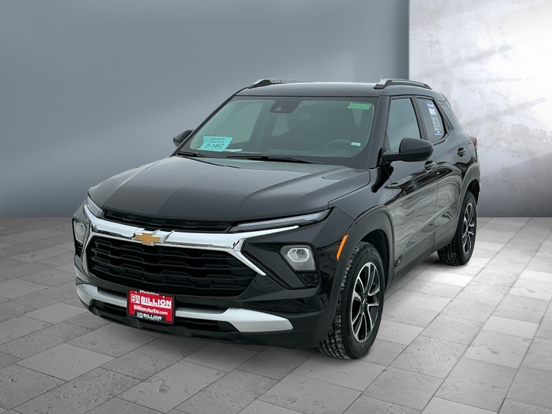 Used 2025 Chevrolet Trailblazer LT SUVs
