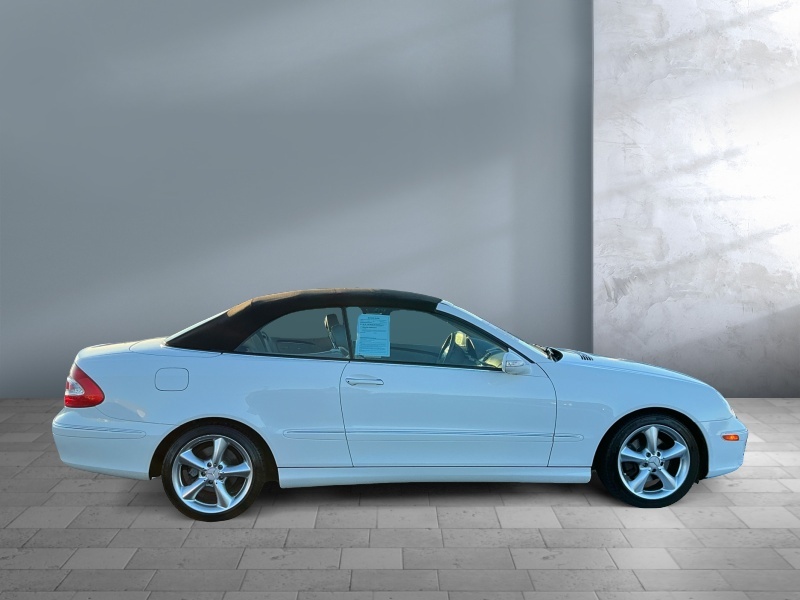 2005 Mercedes-Benz CLK-Class