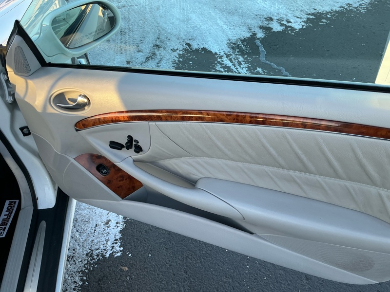 2005 Mercedes-Benz CLK-Class