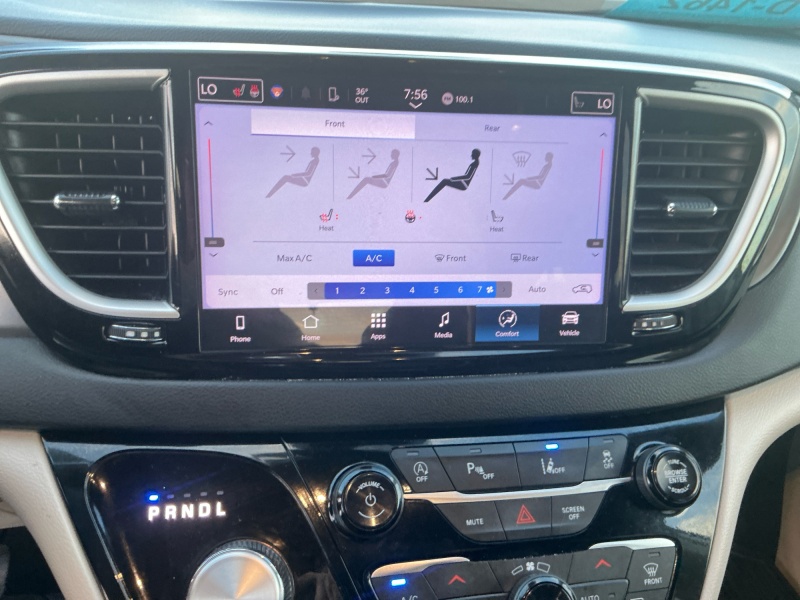 2024 Chrysler Pacifica