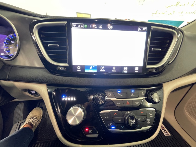 2024 Chrysler Pacifica