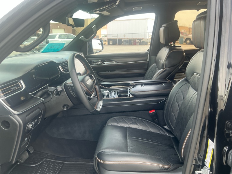 2024 Jeep Grand Wagoneer