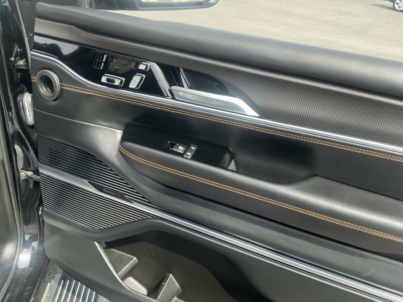 2024 Jeep Grand Wagoneer