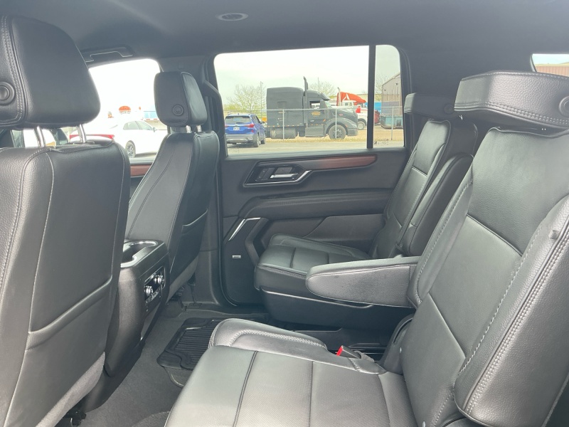 2025 GMC Yukon XL