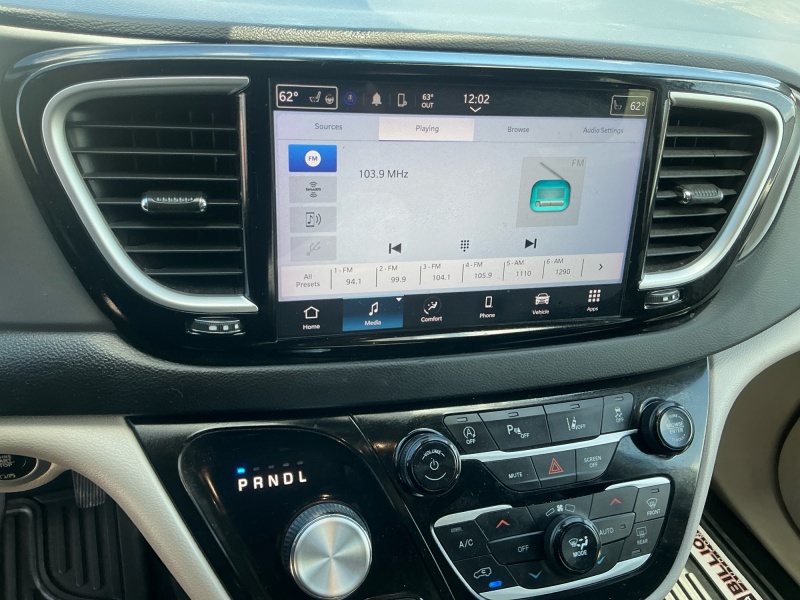 2024 Chrysler Pacifica