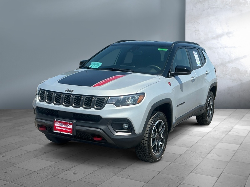 Used 2025 Jeep Compass Trailhawk Crossovers
