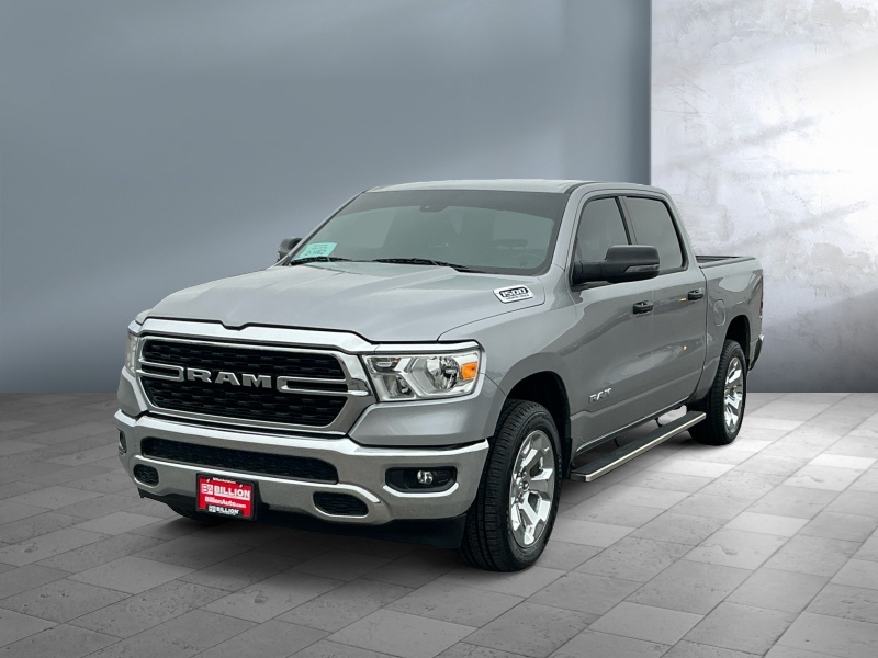 2023 RAM 1500 Big Horn/Lone Star 4x4 Crew Cab 5'7's photo