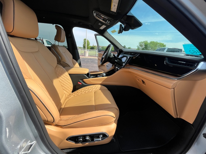 2026 Jeep Grand Cherokee
