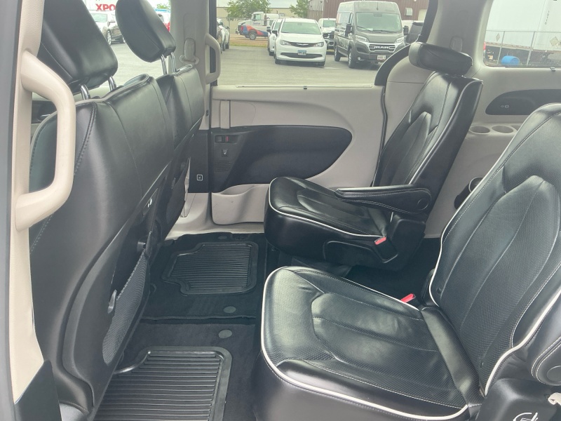 2023 Chrysler Pacifica