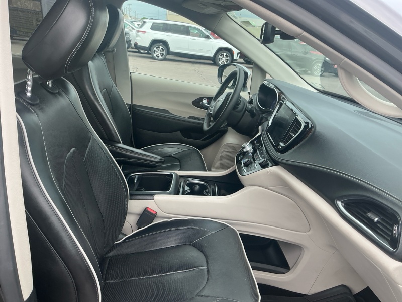2023 Chrysler Pacifica