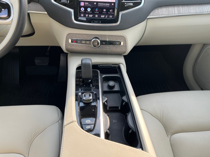 2023 Volvo XC90