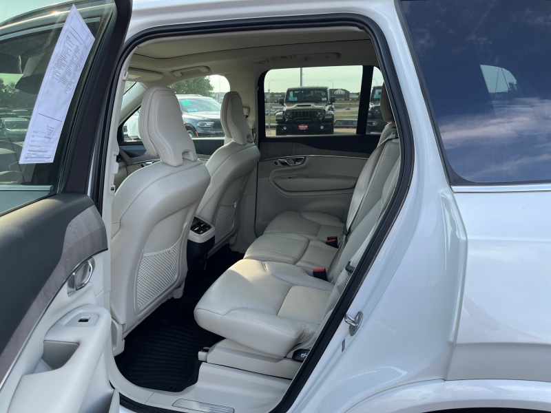 2023 Volvo XC90