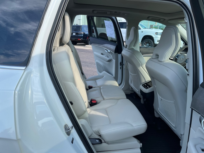 2023 Volvo XC90