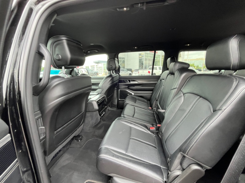 2024 Jeep Wagoneer
