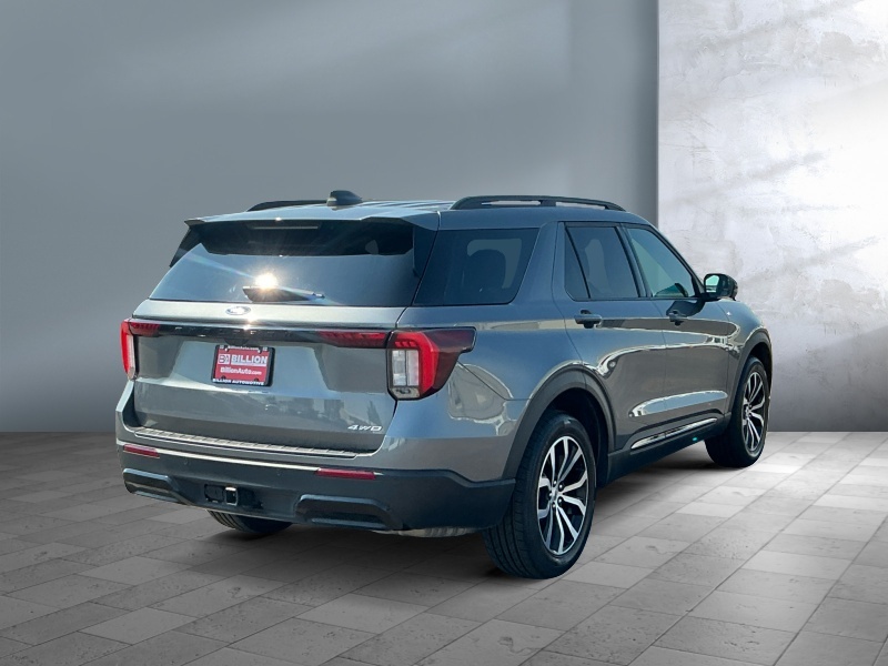 2025 Ford Explorer