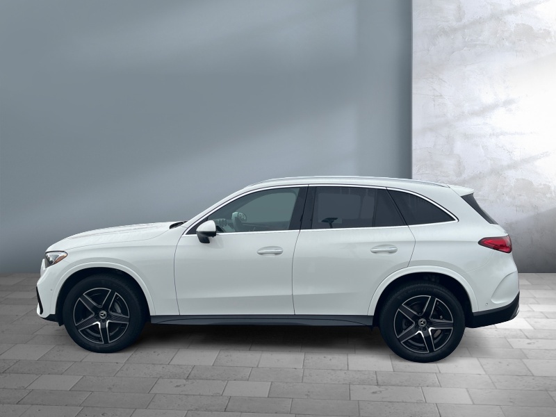 2025 Mercedes-Benz GLC