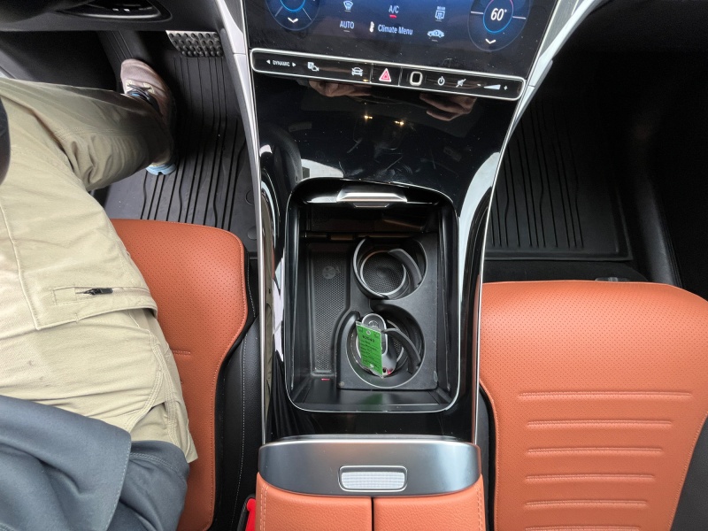 2025 Mercedes-Benz GLC