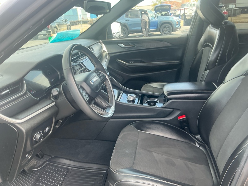 2023 Jeep Grand Cherokee L